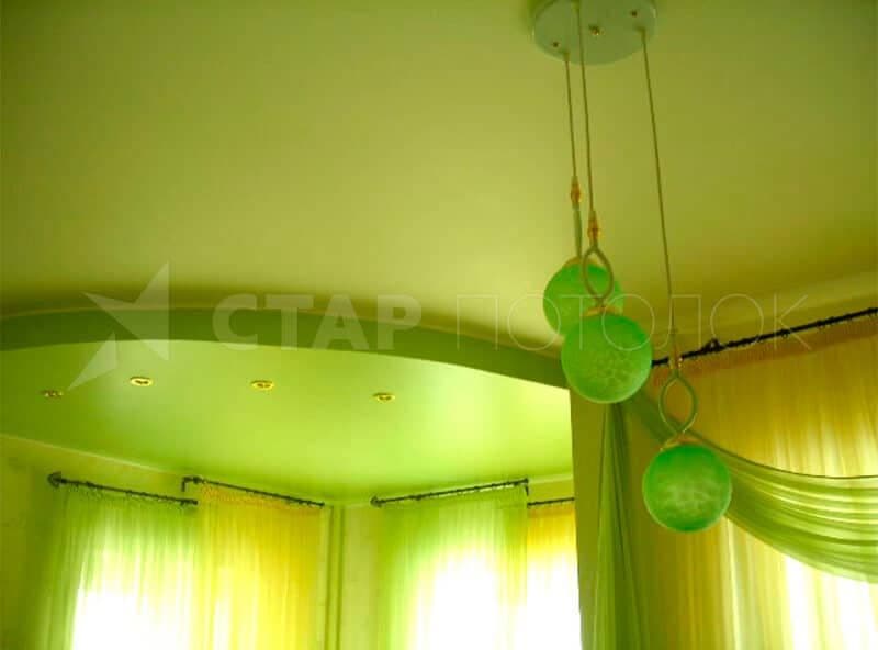 В гостиную